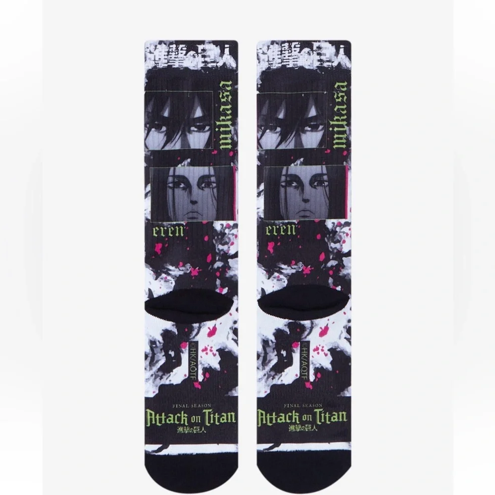 Attack On Titans‎ Eren & Mikasa Collage Crew Socks Hot Topic